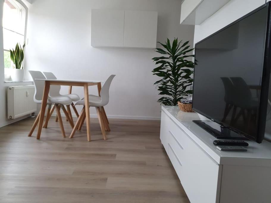 Ferienwohnung Direkt Am Kurpark Mit Gradierwerk Solestadt Bad Dürrenberg Εξωτερικό φωτογραφία